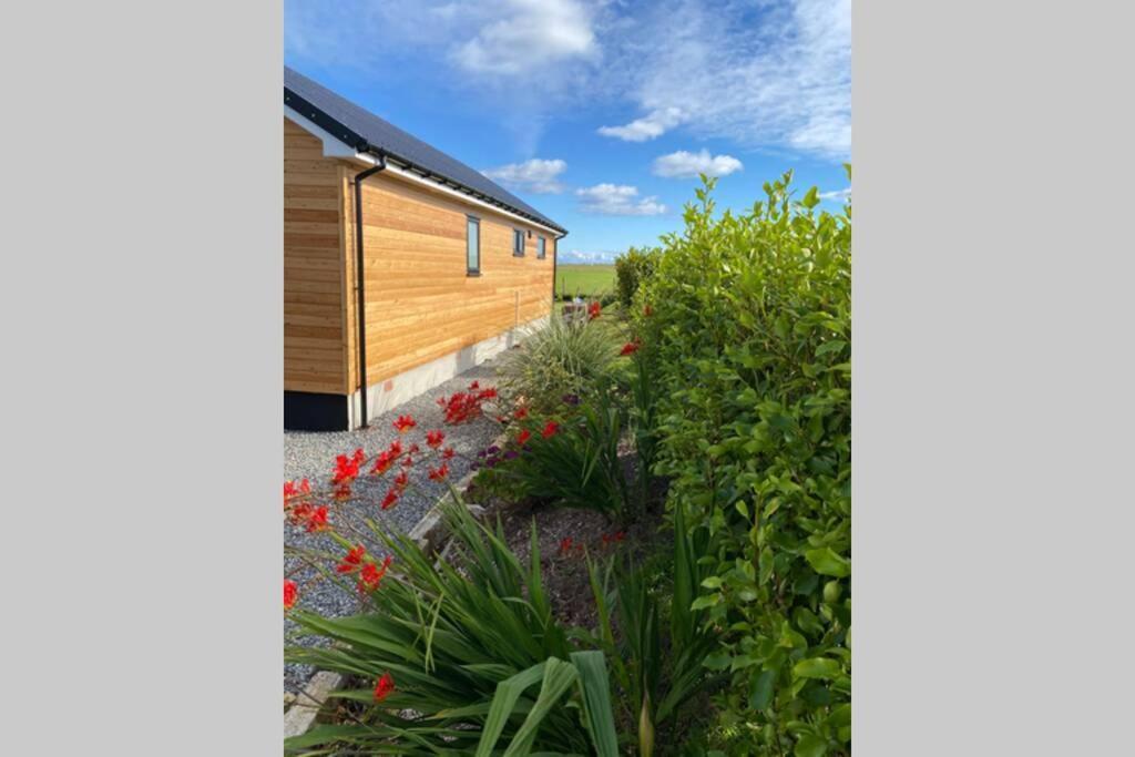 סטורנוויי The Gallafield, Self Catering Bungalow , Stornoway מראה חיצוני תמונה