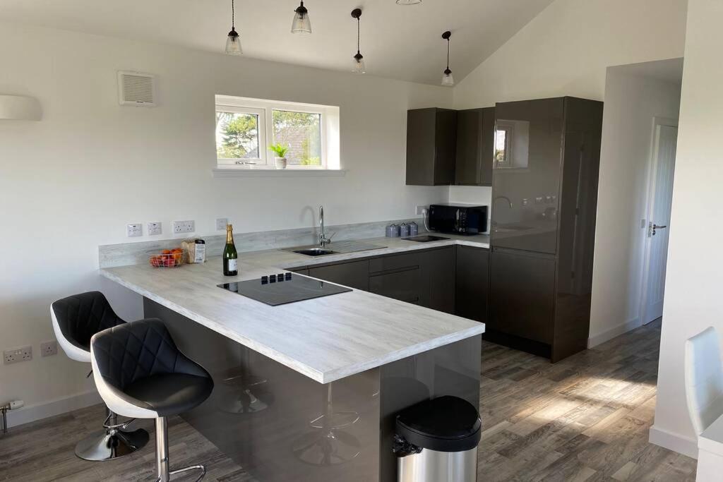 סטורנוויי The Gallafield, Self Catering Bungalow , Stornoway מראה חיצוני תמונה