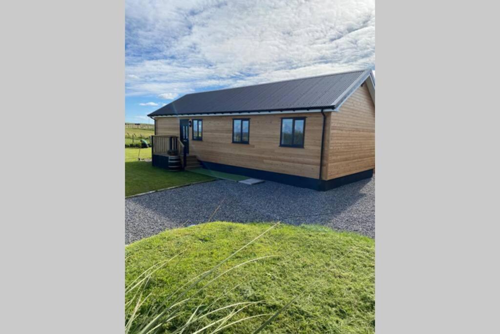 סטורנוויי The Gallafield, Self Catering Bungalow , Stornoway מראה חיצוני תמונה
